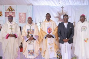  Katikkiro urges people to remain humble after gaining wealth and status